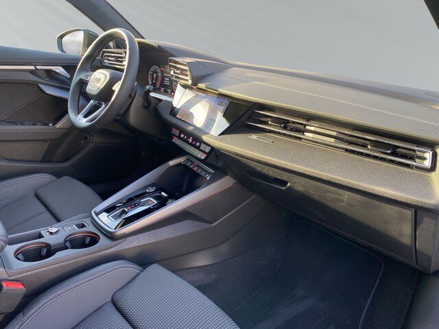 Audi A3 30 TFSI S-Line S-Tronic Sportback