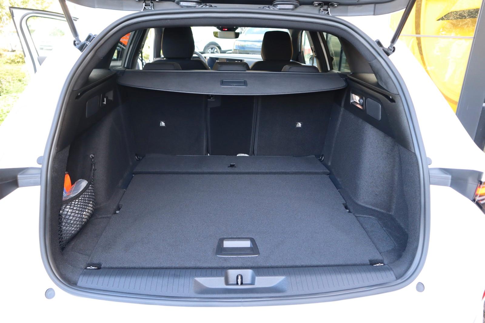 Opel Astra 1.2 Turbo Edition Sports Tourer