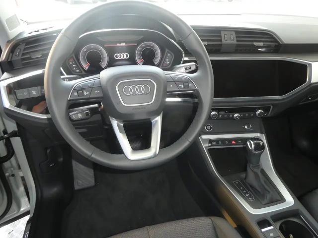 Audi Q3 40 TDI Quattro S-Line