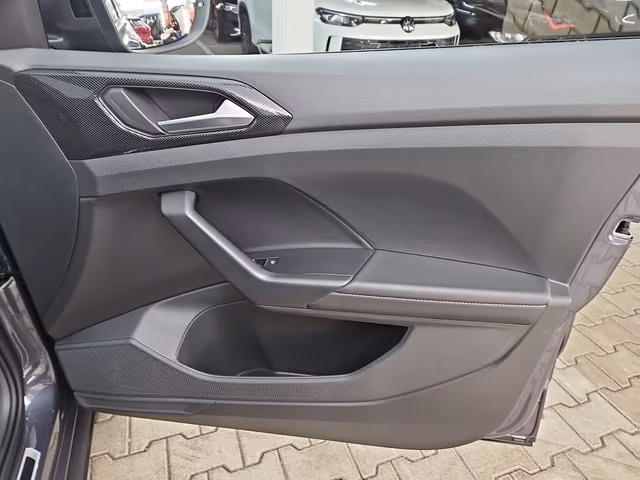Volkswagen T-Cross IQ.Drive R-Line