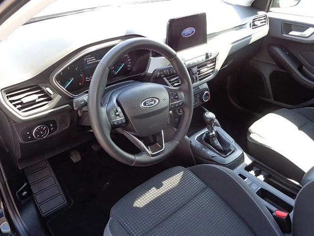Ford Focus Traveller 1,5 EcoBlue *LED *NAVI