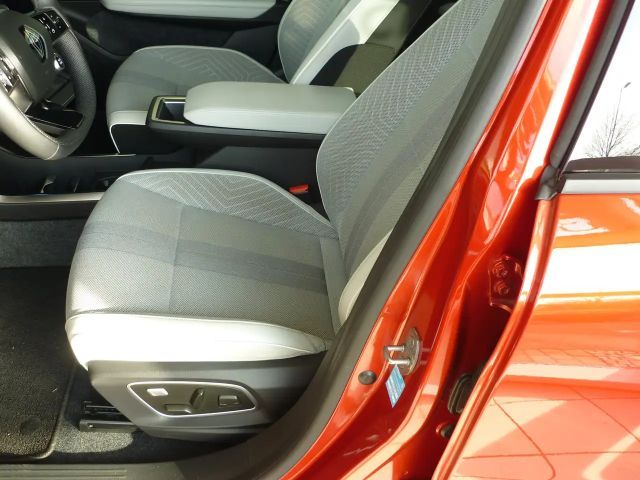 Renault Scenic E-Tech Iconic