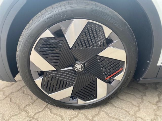 Skoda Elroq Elroq First Edit. II. Elektromotor 210 kW 1-Gang-Automatik