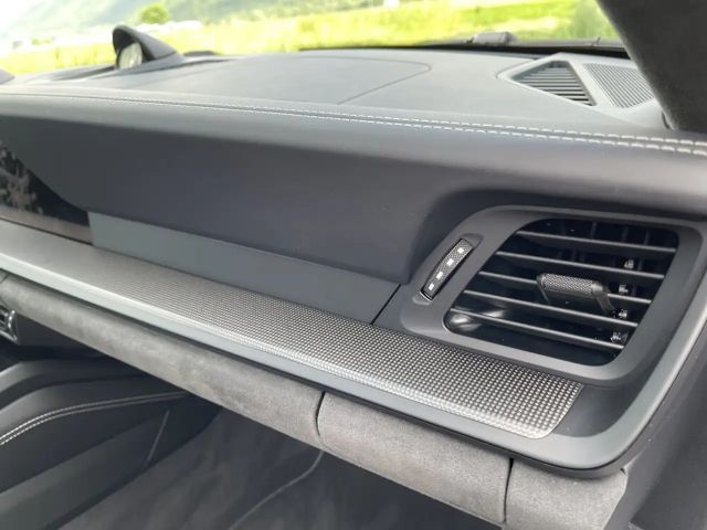 Porsche 911 Carrera Coupé GTS