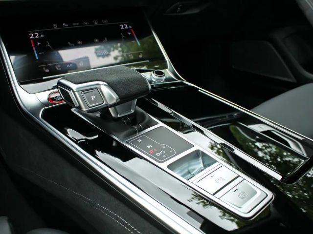 Audi RS6 PERF MATTEFFEKT B&O ADV. KERAMIK CARBON 305