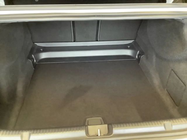 Mercedes-Benz EQE 300 Sedan