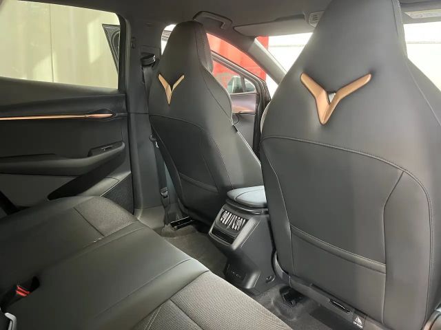 Cupra Tavascan 210kW/286PS