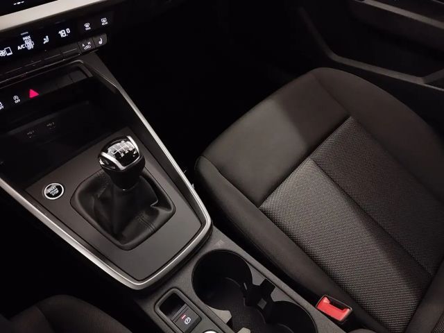 Audi A3 30 TDI Sedan