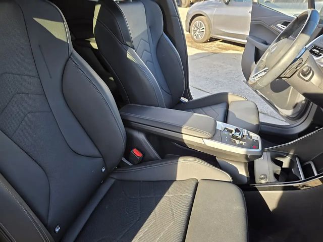 BMW 218 218d Active Tourer Sedan