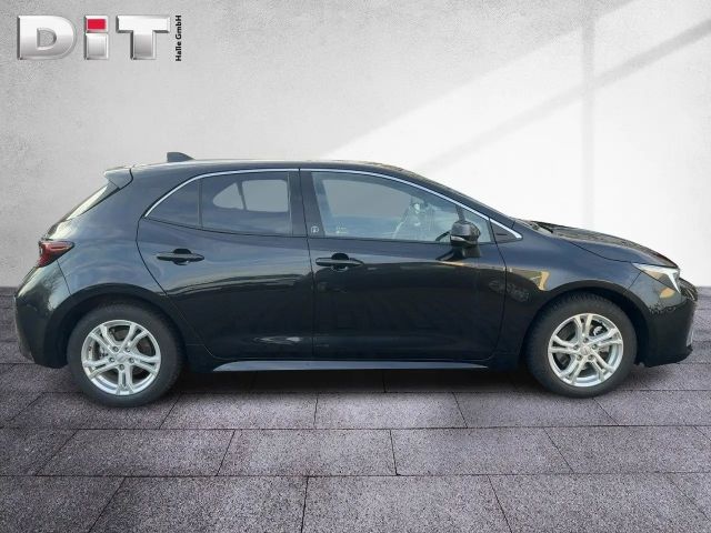 Toyota Corolla Hybride Team D