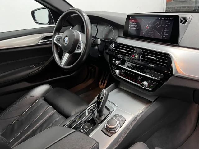 BMW 530 530i M-Sport Sedan