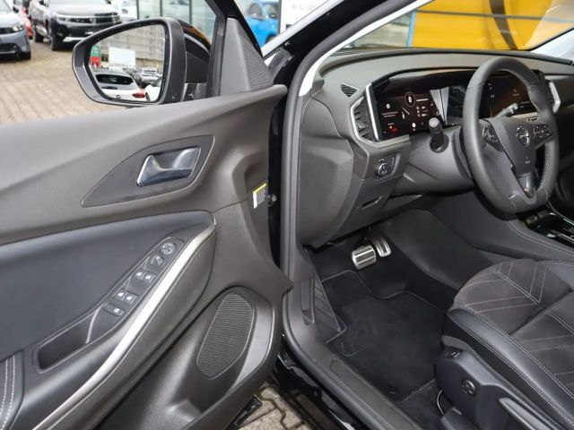 Opel Grandland X 1.2 Turbo Elegance business+
