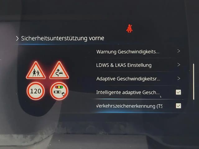 SsangYong Korando eMotion TITANIUM+ACC+LED+VERKEHRSZEICHEN