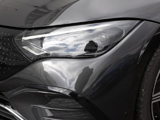 Mercedes-Benz EQE 500 Sedan