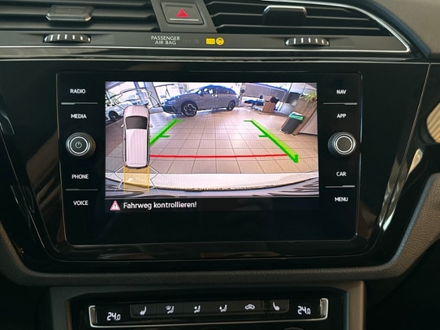 Volkswagen Touran 1.5 TSI R-Line