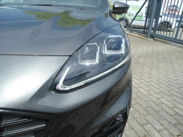 Ford Kuga Plug in Hybrid ST Line X