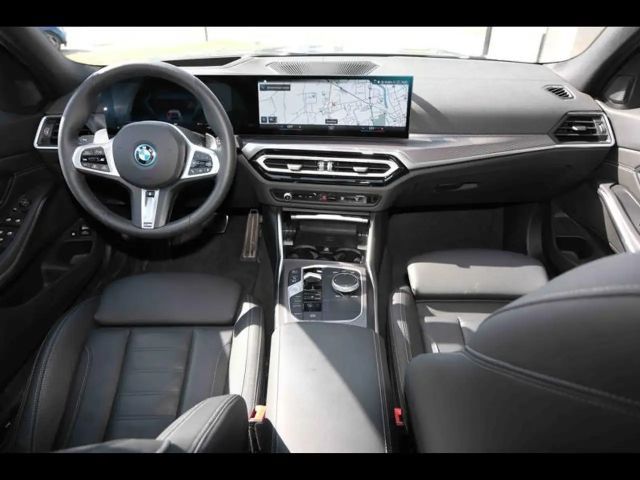 BMW 330 330e M-Sport Touring