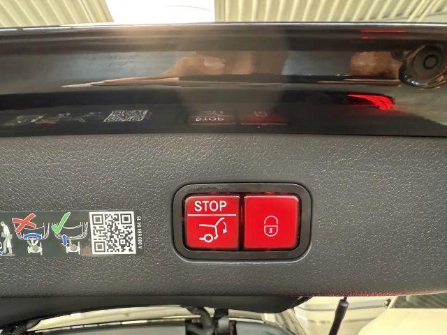 Mercedes-Benz GLC 300 4MATIC AMG Line Premium