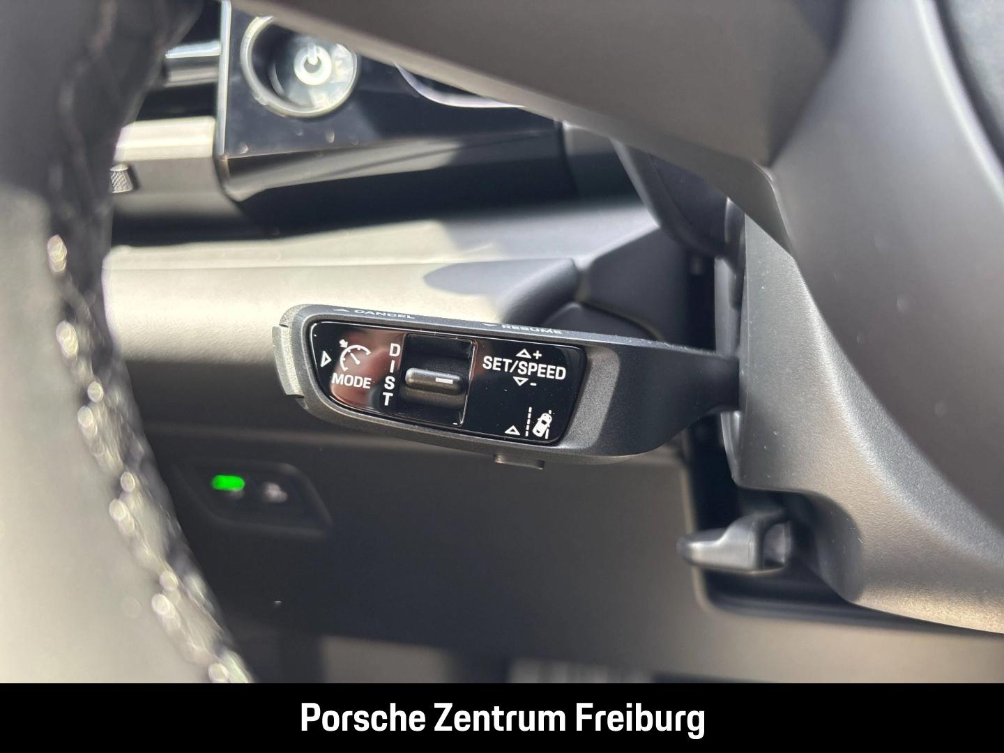 Porsche Macan Surround-View BOSE Abstandstempomat