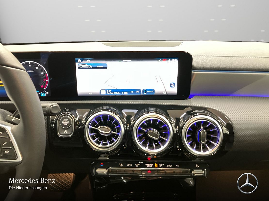 Mercedes-Benz CLA 180 Shooting Brake