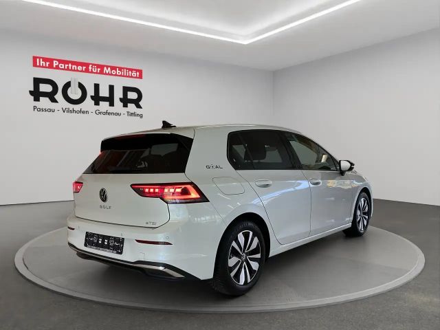 Volkswagen Golf 1.5 eTSI BMT DSG Golf VIII