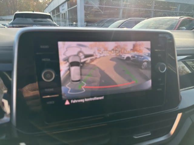 Volkswagen T-Roc 1.5 TSI DSG R-Line