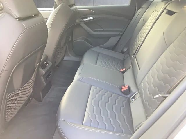 Audi A6 e-tron Quattro