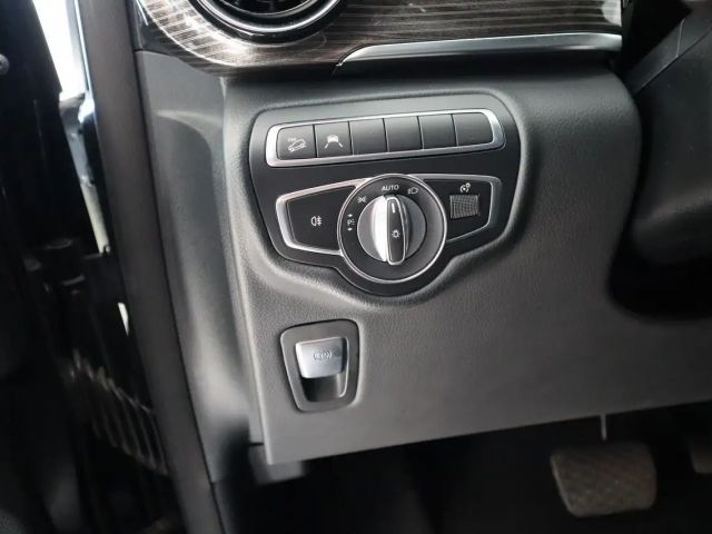 Mercedes-Benz V 300 Limousine Lang