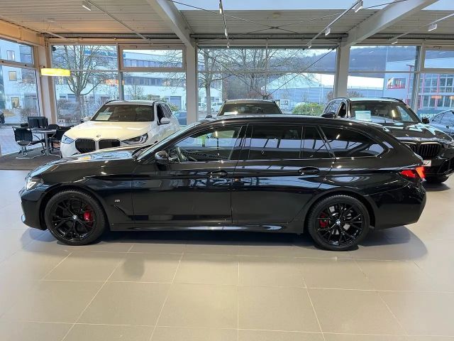 BMW 530 530i M-Sport Touring xDrive
