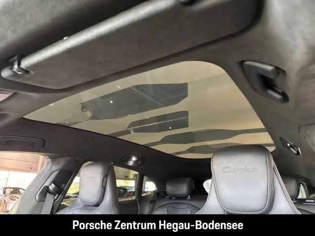 Porsche Taycan Cross Turismo Turbo