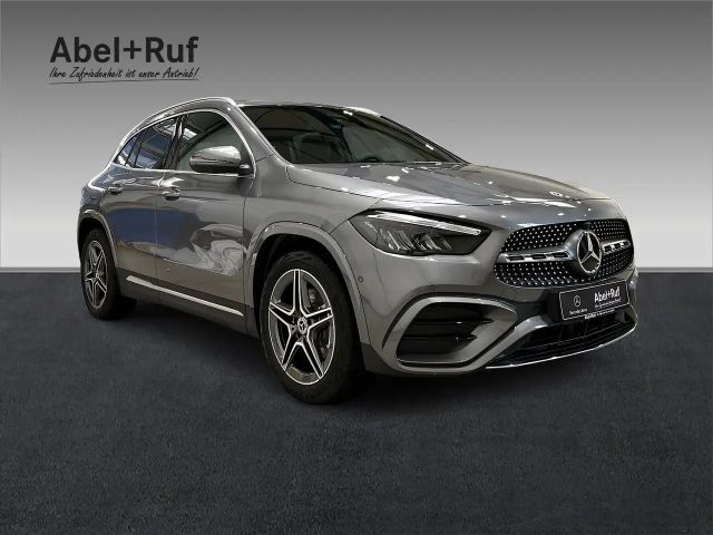Mercedes-Benz GLA 200 AMG Line