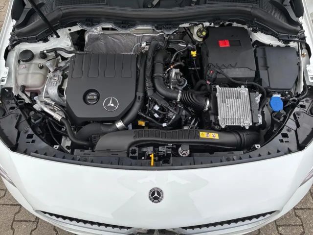 Mercedes-Benz B 180 Sedan