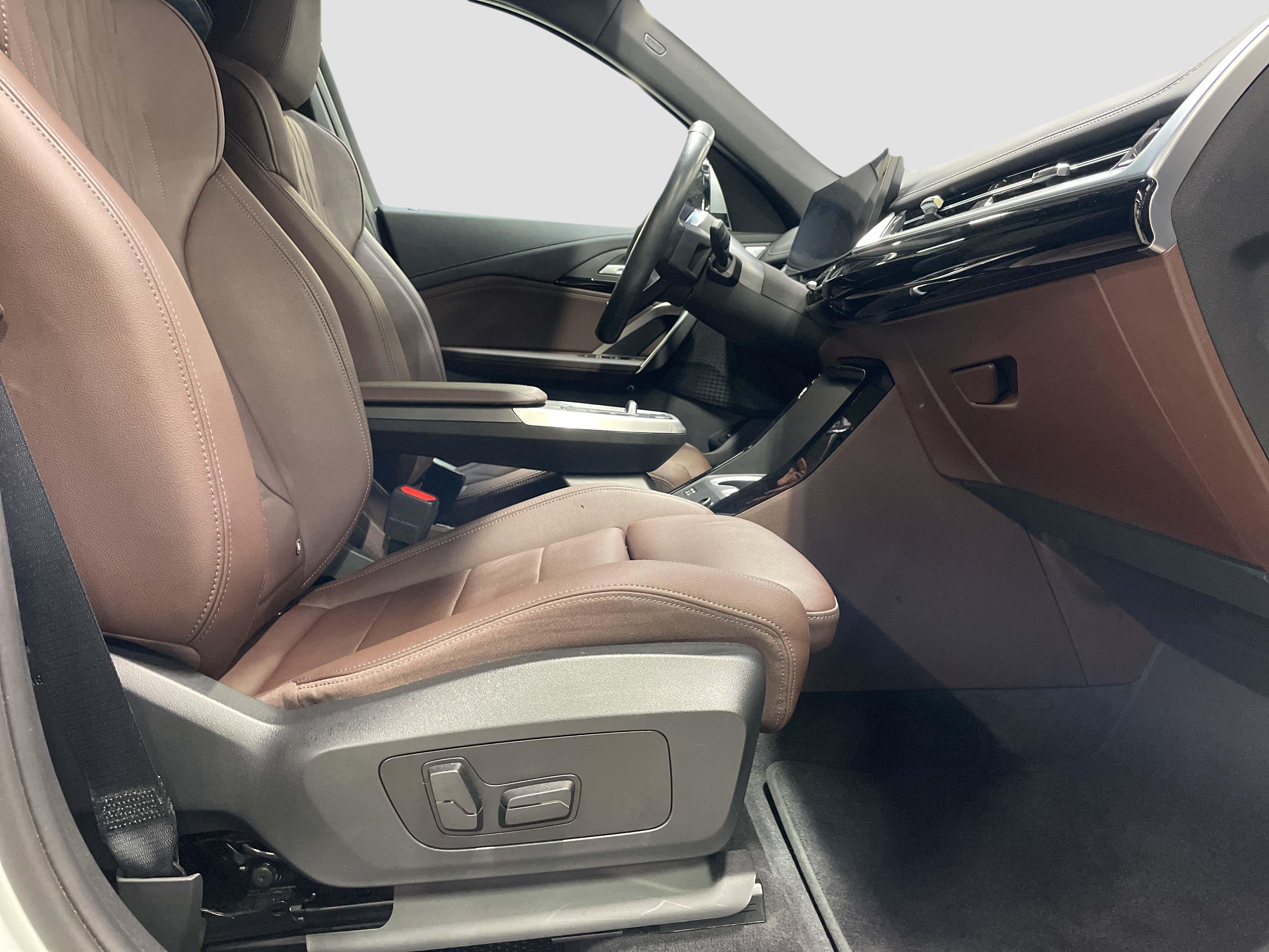 BMW X1 X1 23I X1 XDRIVE23I (AB 2022)