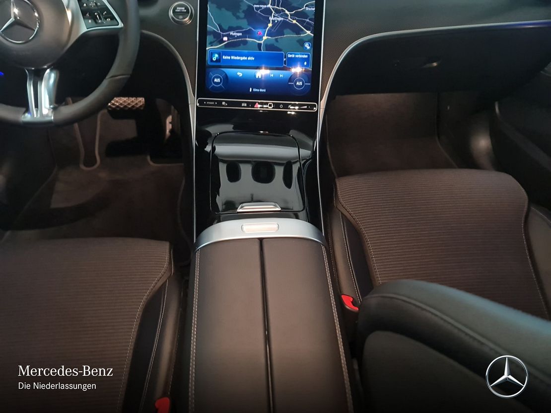 Mercedes-Benz C 180 AVANTGARDE Estate