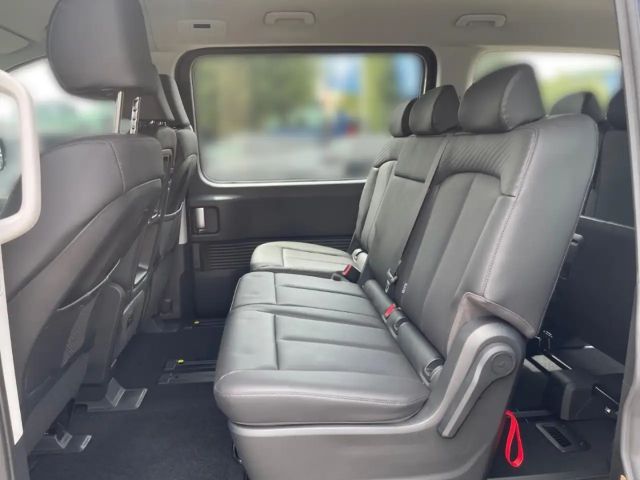 Hyundai Staria 9-SITZER AUTOM+LEDERSITZE+NAVI+EL.TÜREN&HECKKLAPPE