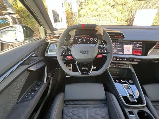 Audi RS3 S-Tronic Sedan Sportback