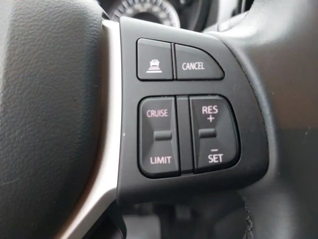 Suzuki S-Cross AllGrip Hybrid