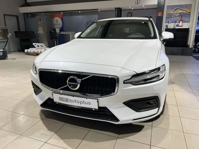 Volvo V60 Momentum