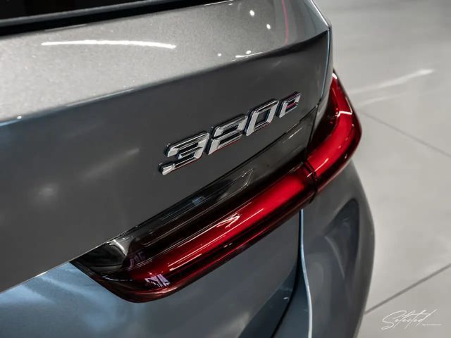 BMW 320 320e M-Sport xDrive