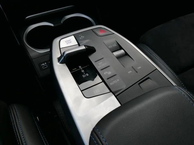 BMW iX1 Drive pro M-Sport xDrive30