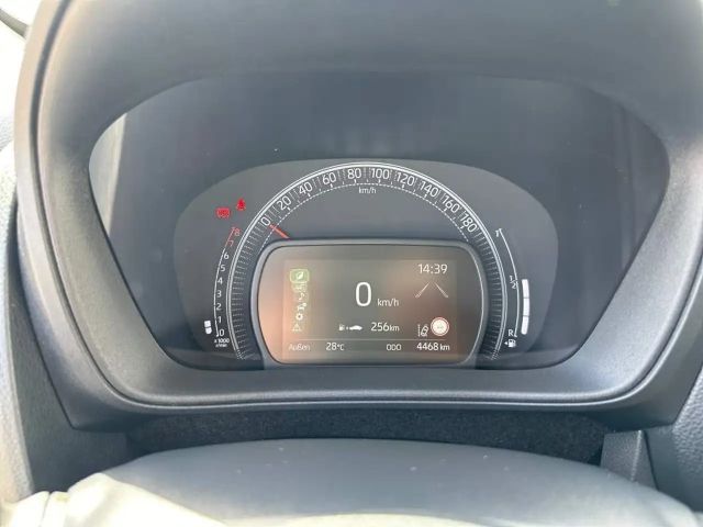 Toyota Aygo X Hatchback Play X-play