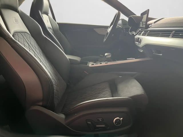 Audi A5 40 TDI Cabriolet S-Line