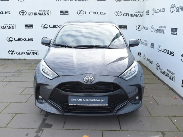 Toyota Yaris Club Hatchback