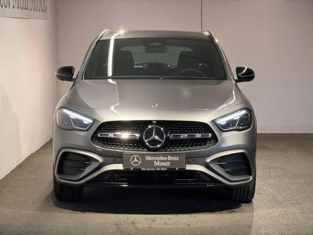 Mercedes-Benz GLA 200 4MATIC GLA 200 d