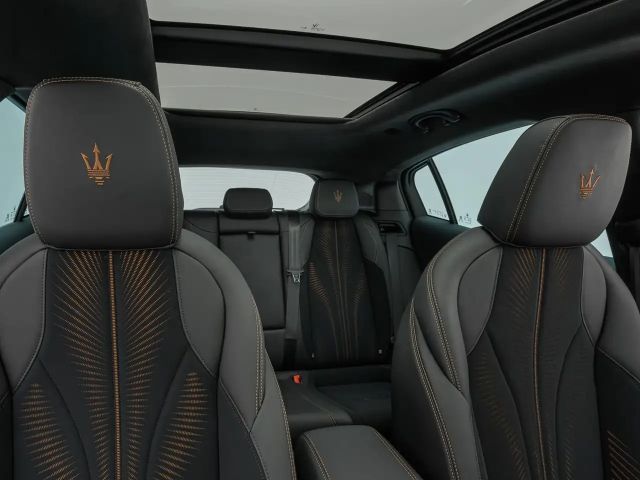 Maserati Grecale Folgore NEW + ELEKTRO + PANO