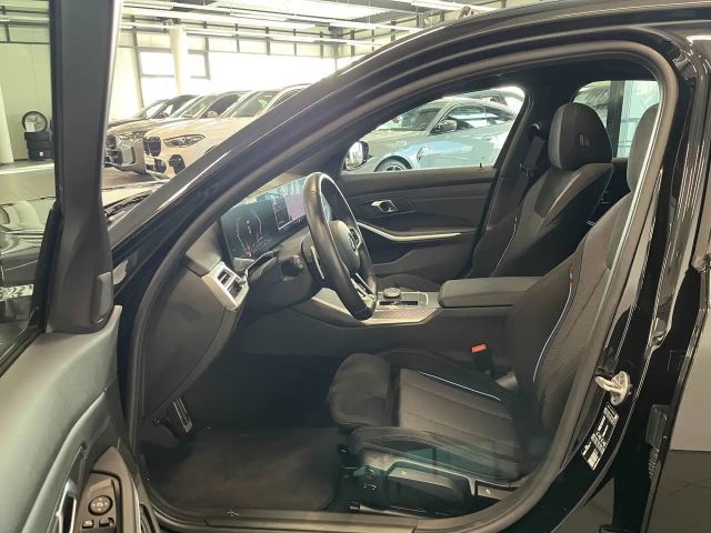 BMW 320 320d M-Sport Sedan