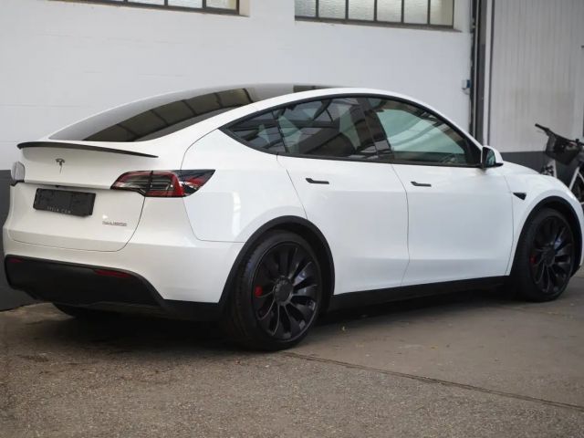 Tesla Model Y Performance