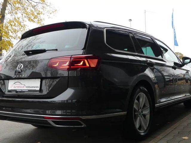 Volkswagen Passat Elegance Elegance Variant