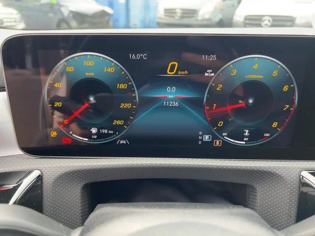 Mercedes-Benz CLA 200 AMG Line Coupé