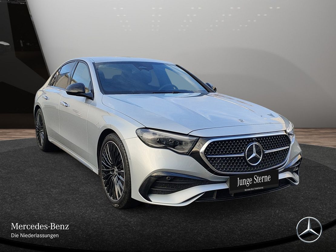 Mercedes-Benz E 200 AMG Line Sedan